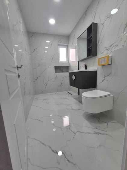 Casă cu 4 camere cu Teren 300 Mp în Central