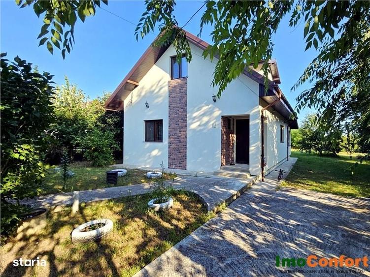 Casă cu 4 camere în Bogdănești