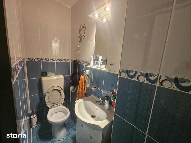 Apartament cu 3 camere în Rahova