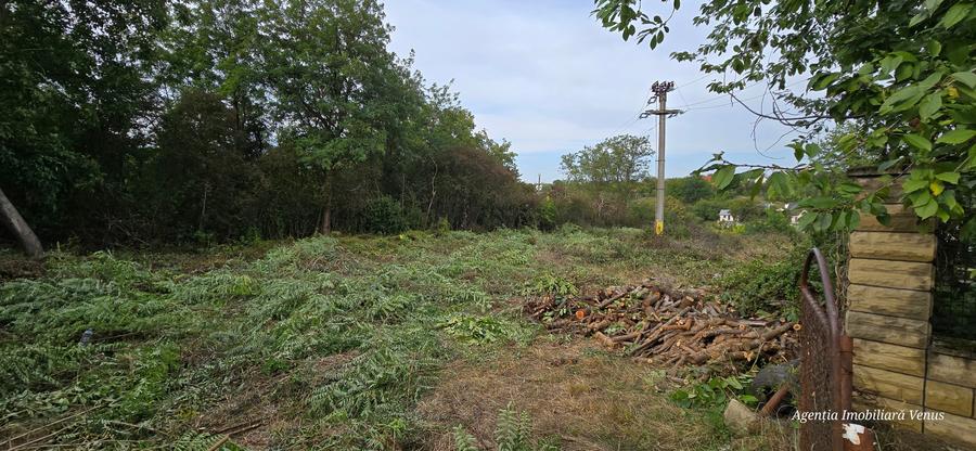 Teren Construcții intravilan de 1500 mp, în Central