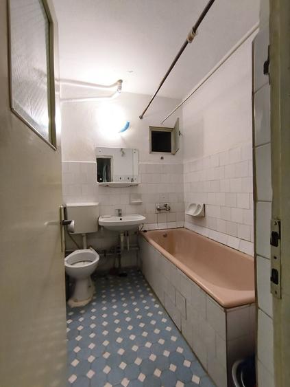 Apartament cu 3 camere decomandat în Păcurari