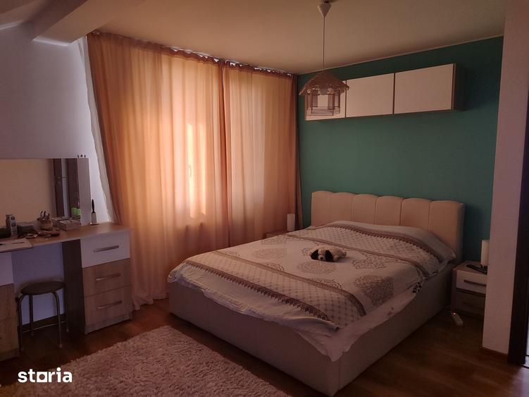 Casă cu 4 camere cu Teren 500 Mp în Central