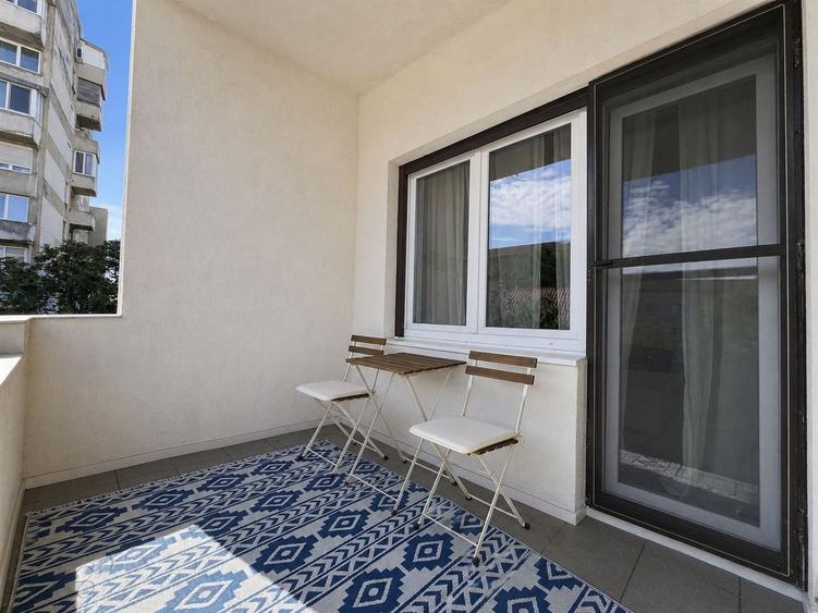 Apartament spatios 3 camere, garaj si boxa, zona de case – Complex Studentesc - 4