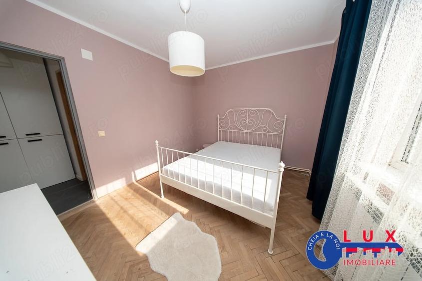 Apartament cu 3 camere semidecomandat în Faleză