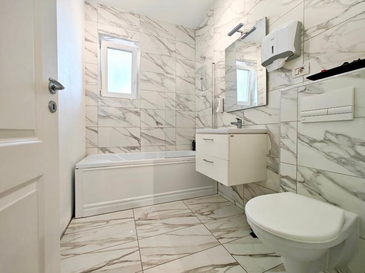 Apartament cu 2 camere decomandat în Giroc