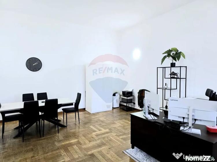 Spațiu comercial, de 100 mp, în Central