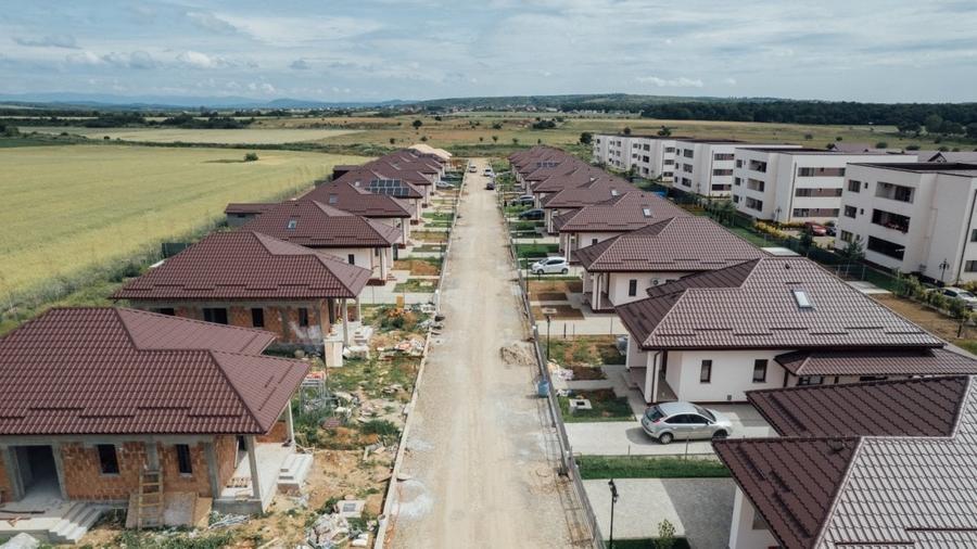 Casă individuală cu 3 camere cu Canalizare în Exterior Nord