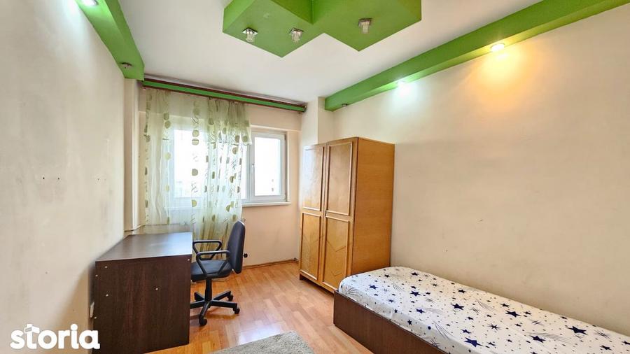 Apartament cu 3 camere decomandat în Pantelimon