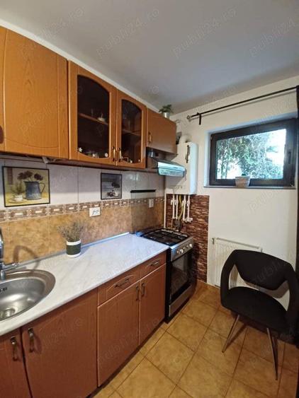 Apartament cu 2 camere nedecomandat în Olteniței