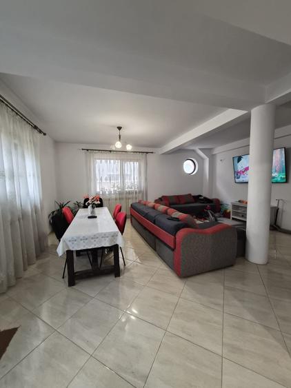 Casă individuală cu 5 camere cu Canalizare în Bragadiru
