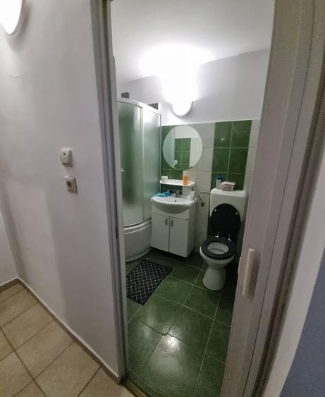 Garsonieră semidecomandată în Lipovei