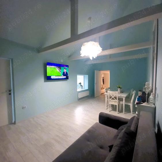 Casă cu 3 camere în Palazu Mare