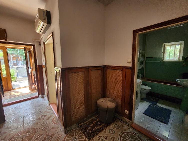 Duplex cu 4 camere cu Canalizare în Nicolina