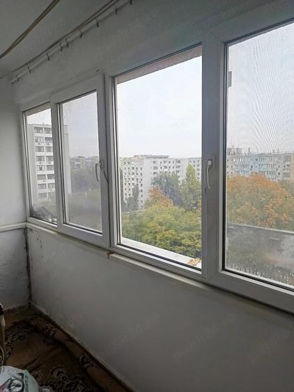 Apartament cu 2 camere semidecomandat în Titan