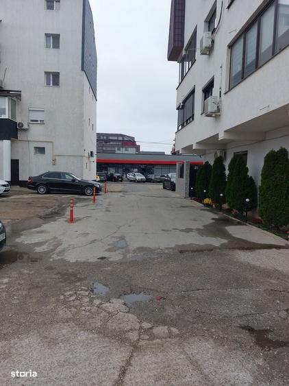 Spațiu comercial, în Central