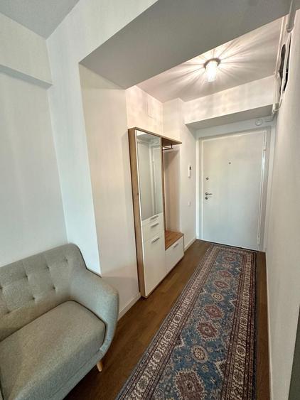 Apartament cu 2 camere semidecomandat, mobilat în Dacia