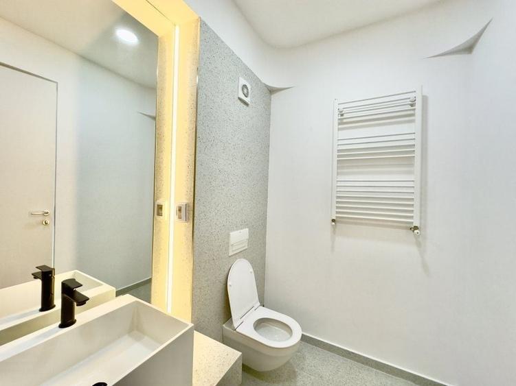 Apartament cu 2 camere semidecomandat, mobilat în Politehnica