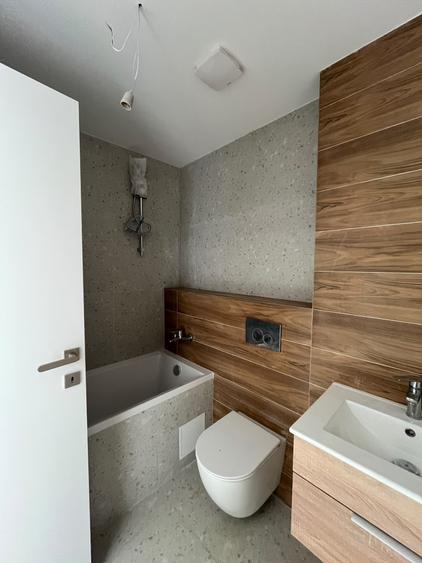 Apartament cu 2 camere decomandat în Baicului