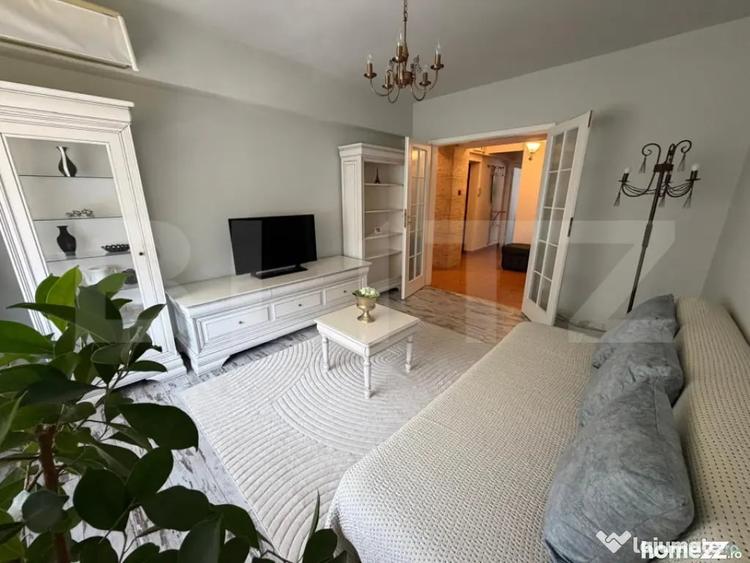 Apartament cu 4 camere decomandat în Ultracentral