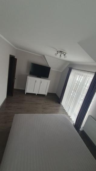 Casă cu 4 camere în Exterior Vest