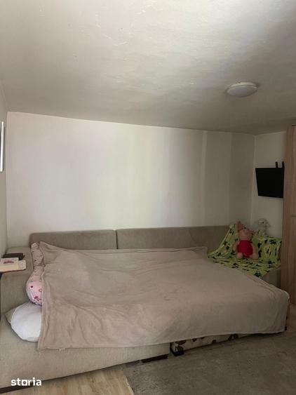 Casă cu 3 camere cu Teren 252 Mp în Piața Centrală