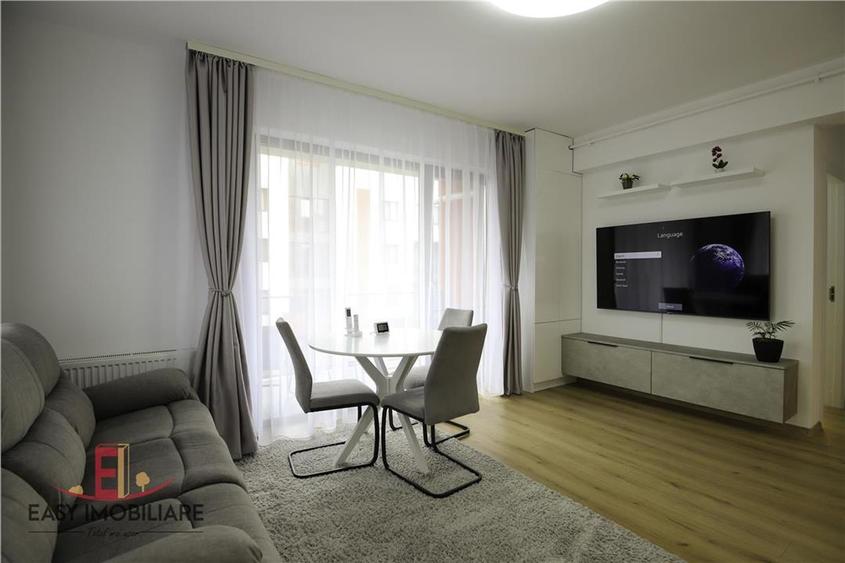Apartament cu 3 camere decomandat, mobilat în Livezeni
