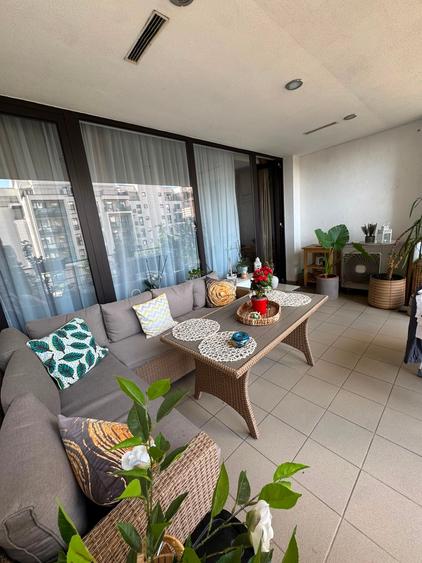Apartament cu 3 camere decomandat în Pipera