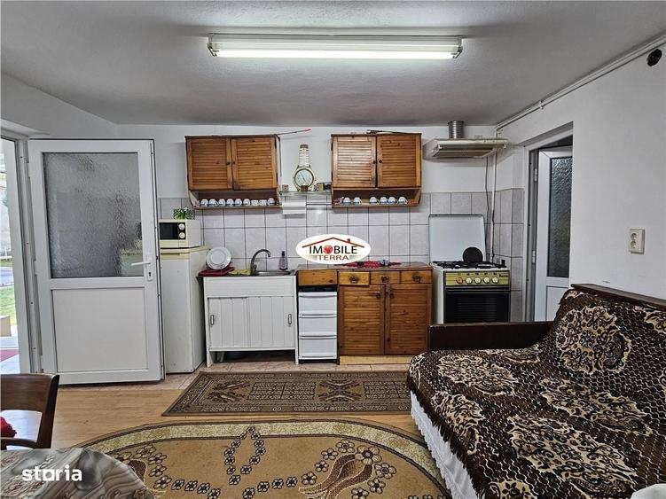 Casă cu 4 camere decomandat în Ilimbav