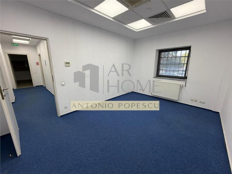 Spațiu comercial, de 144 mp, în Malu Roșu