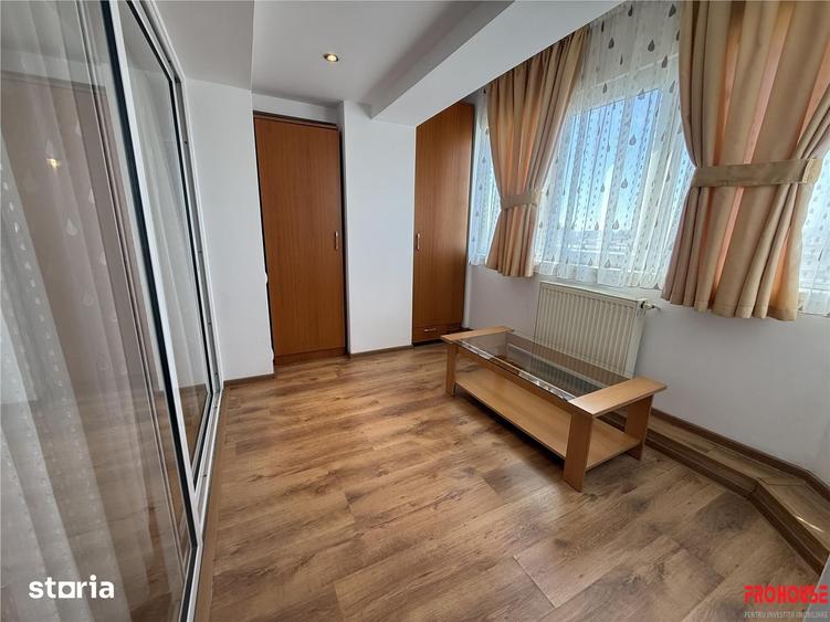 Apartament cu 3 camere decomandat în Mioriței