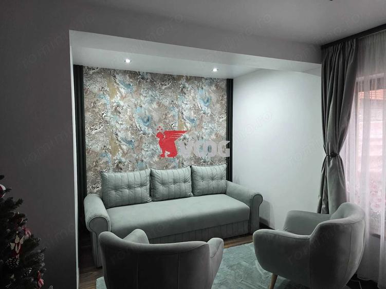 Casă cu 5 camere cu Teren 1171 Mp în Vest
