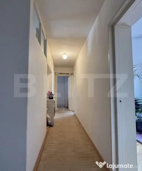 Apartament cu 3 camere decomandat în Central