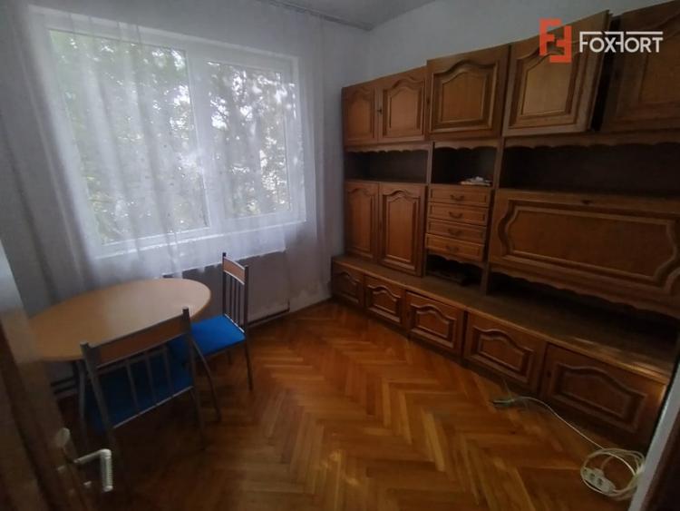 Apartament cu 2 camere semidecomandat în Complex Studențesc