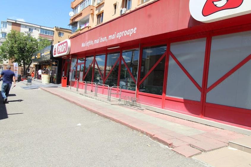 Spațiu comercial, de 440 mp, în Central