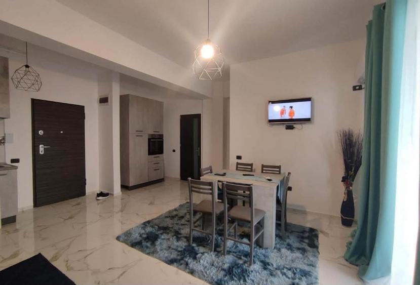 Apartament cu 2 camere semidecomandat în Sud