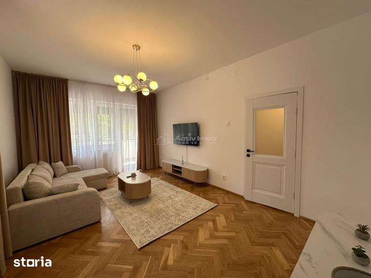 Apartament cu 3 camere decomandat, mobilat în Sud
