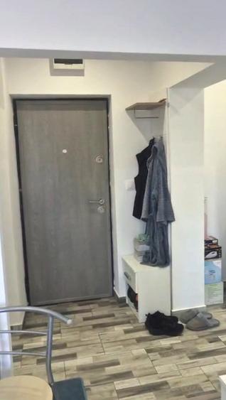 Garsonieră decomandată în Est