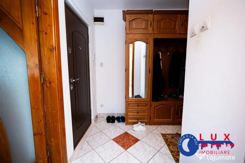 Apartament cu 3 camere decomandat în Ultracentral