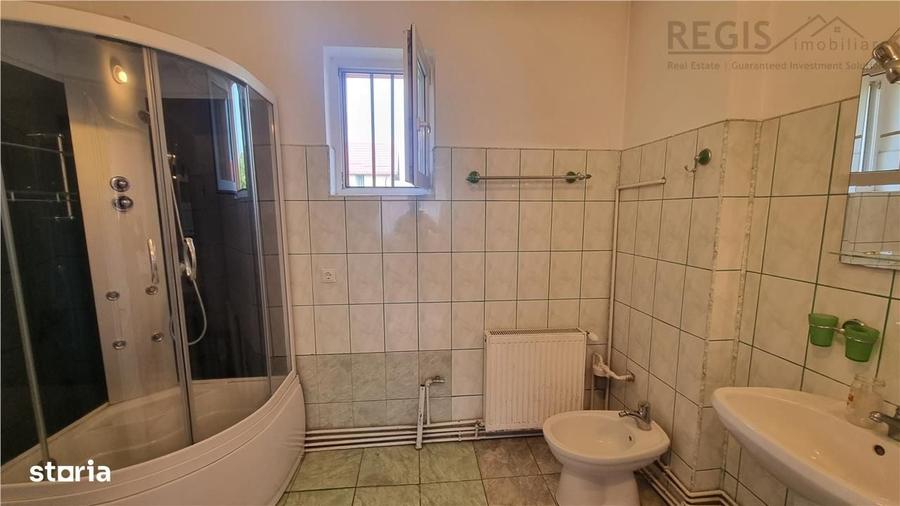 Casă cu 4 camere în Stupini