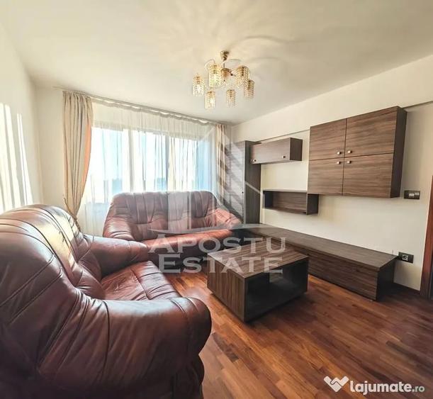 Apartament cu 3 camere semidecomandat în Gării
