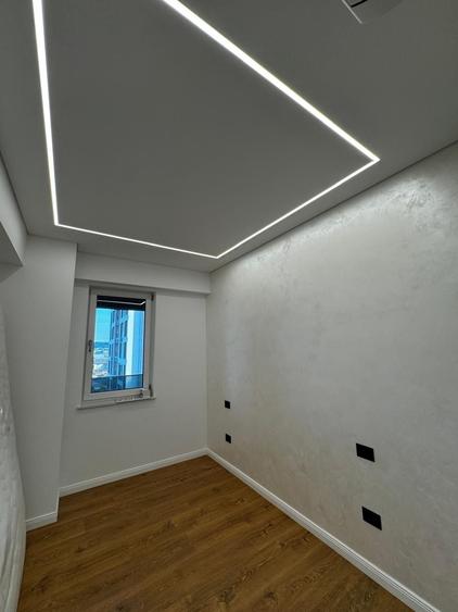 Apartament cu 3 camere decomandat în Sud
