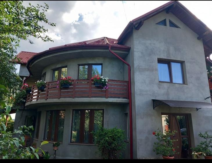 Casă cu 4 camere în Central