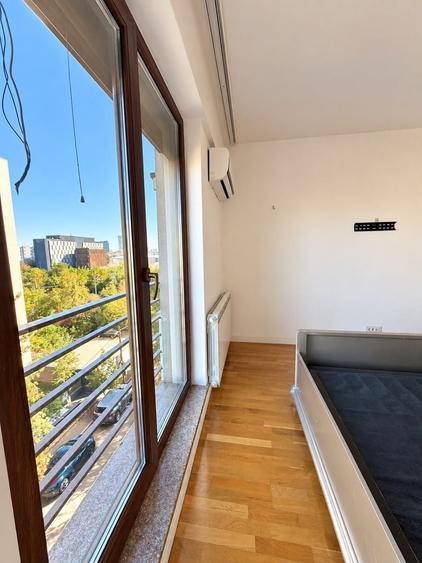 Apartament cu 3 camere decomandat, mobilat în Aviației