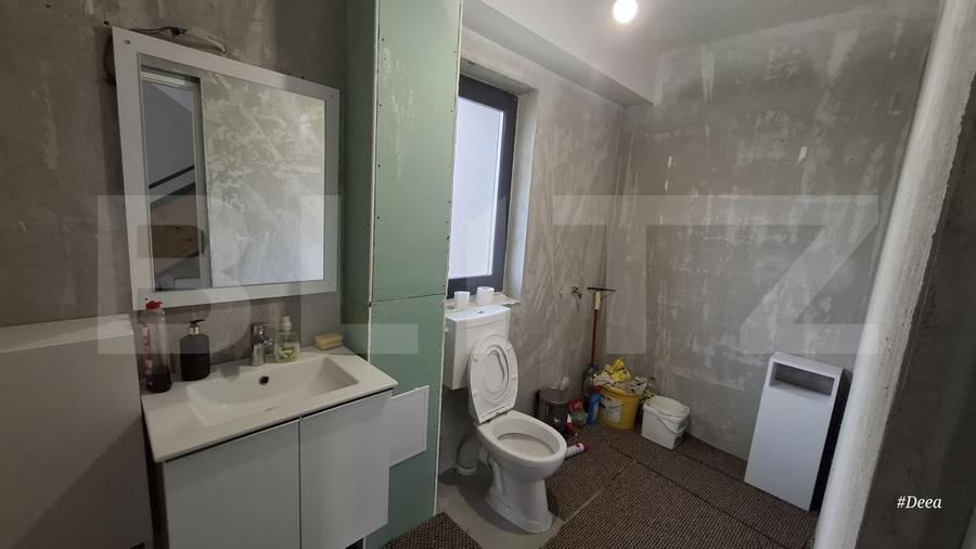 Duplex cu 4 camere cu Canalizare în Dezmir
