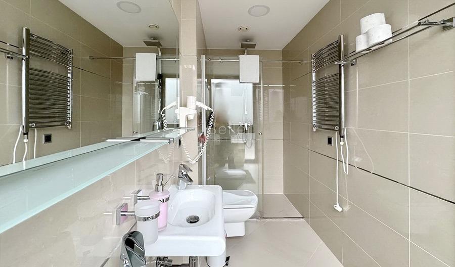 Apartament cu 4 camere decomandat, mobilat în Poiana Brașov