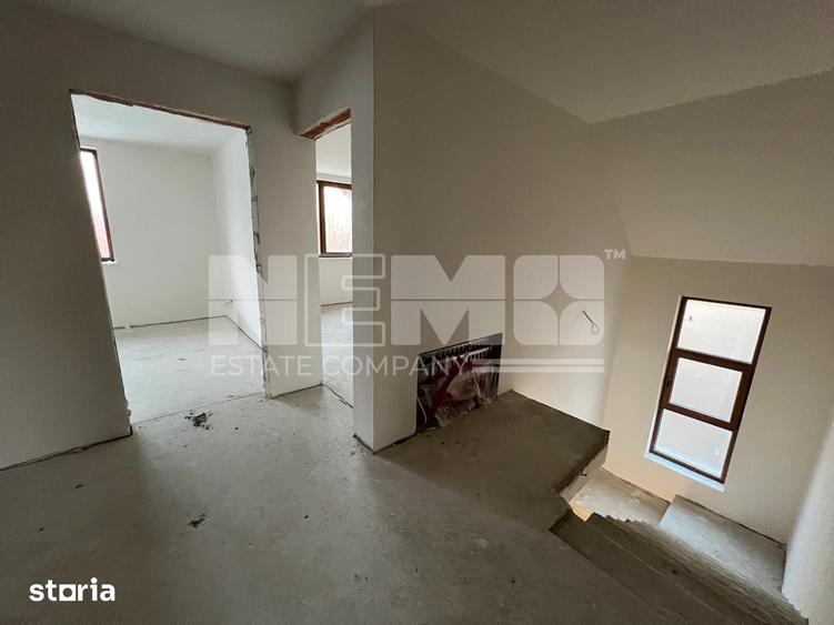 Casă cu 4 camere cu Teren 300 Mp în Rădăuți