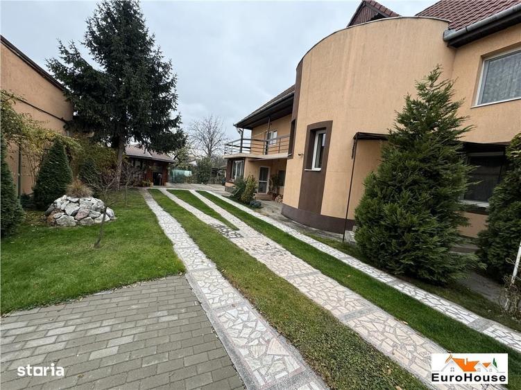 Casă cu 4 camere în Central