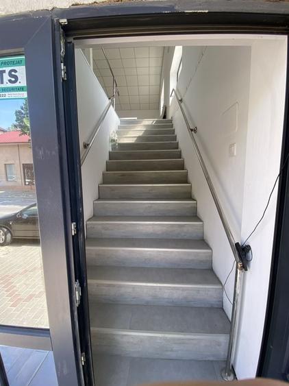 Spațiu comercial, de 100 mp, în Răducăneni