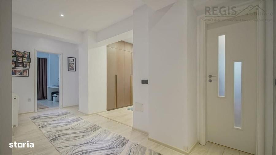 Apartament cu 4 camere în Tractorul