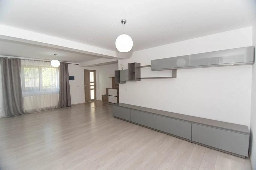 Casă cu 6 camere cu Teren 129 Mp în Trivale